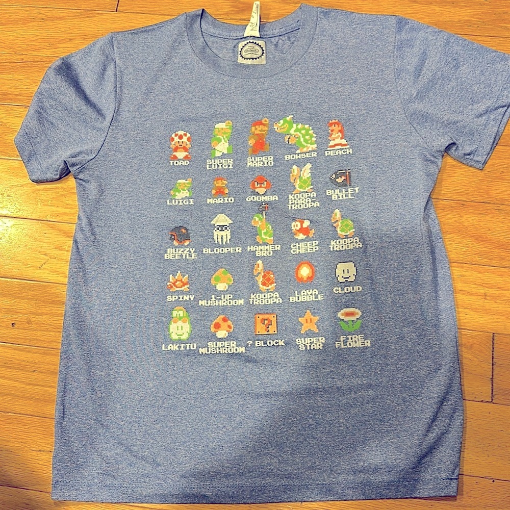 Official Nintendo Licensed Short Sleeve Tshirt sz Youth L